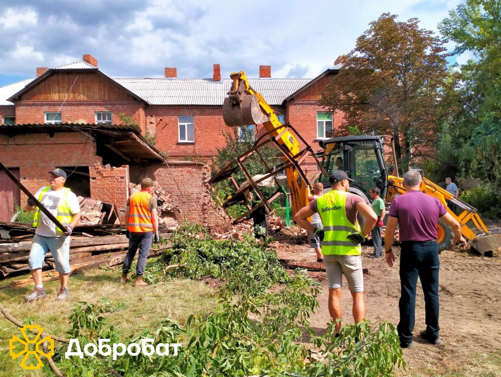 На крок ближче до мети: про результати волонтерського тижня в «Добробаті»