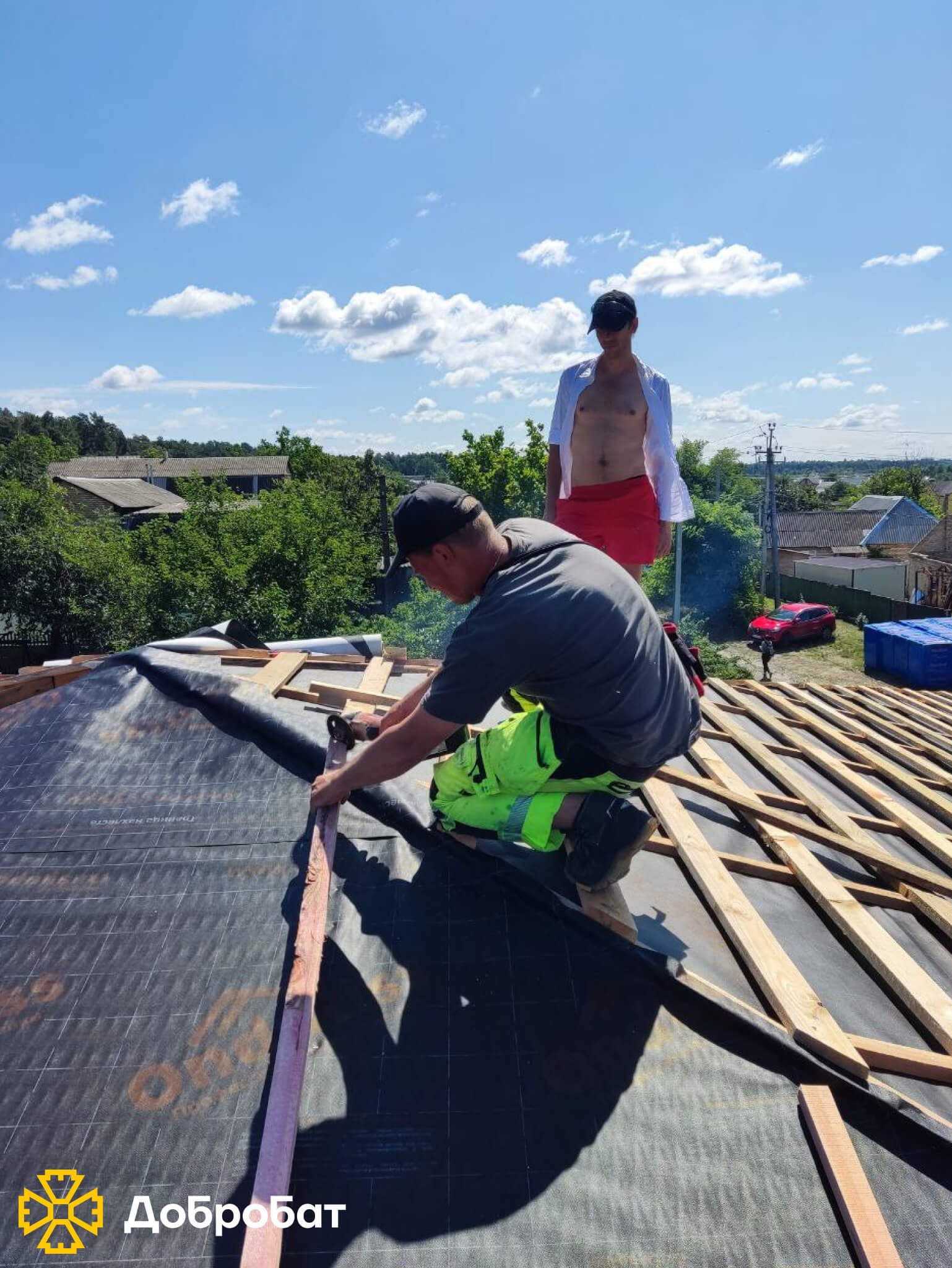 Провели Міжнародний форум RE:UKRAINE, обговорили стратегії відбудови та продовжили нагальне відновлення країни: «Добробат» звітує про тиждень, що минув