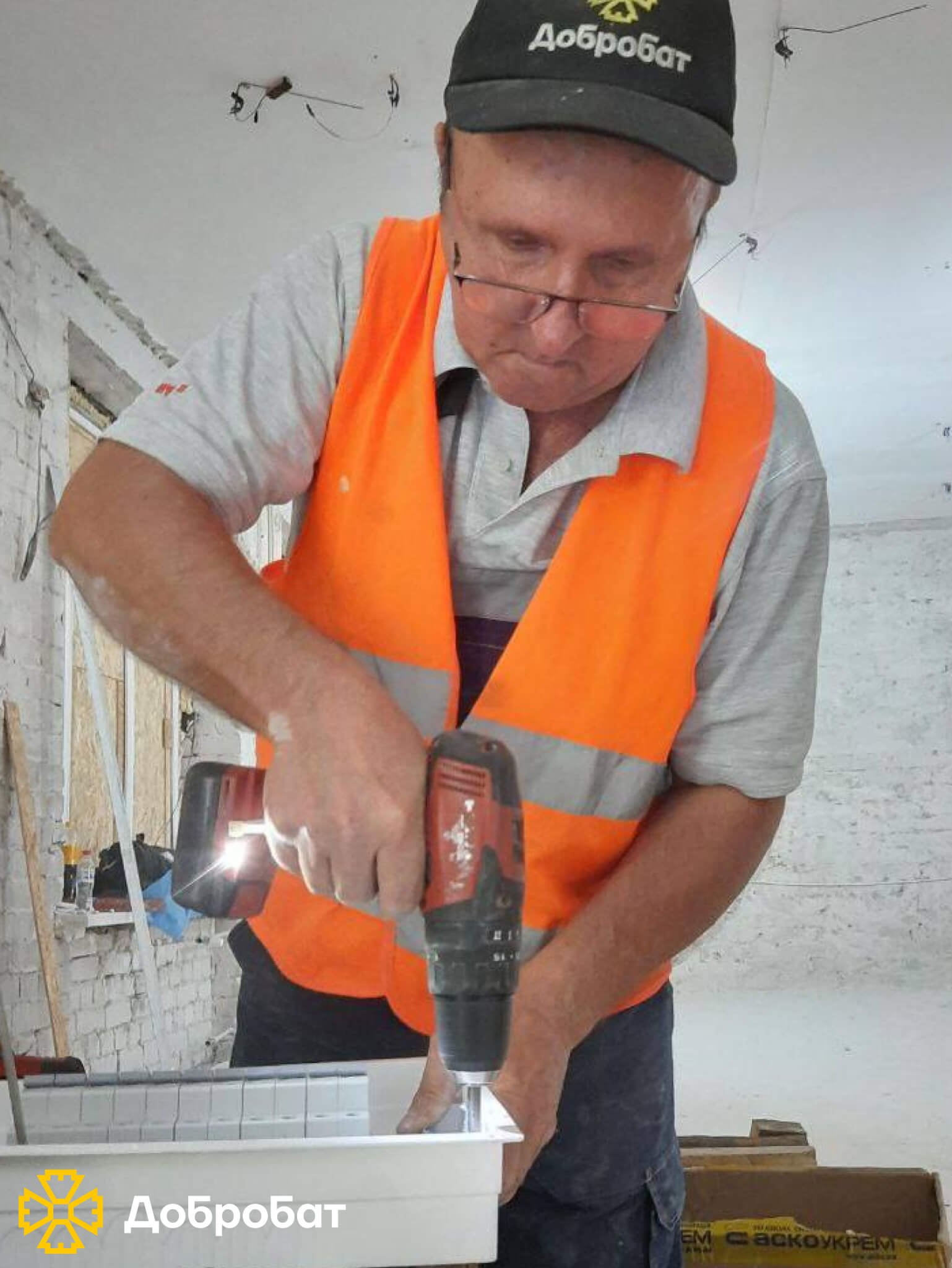 Провели Міжнародний форум RE:UKRAINE, обговорили стратегії відбудови та продовжили нагальне відновлення країни: «Добробат» звітує про тиждень, що минув