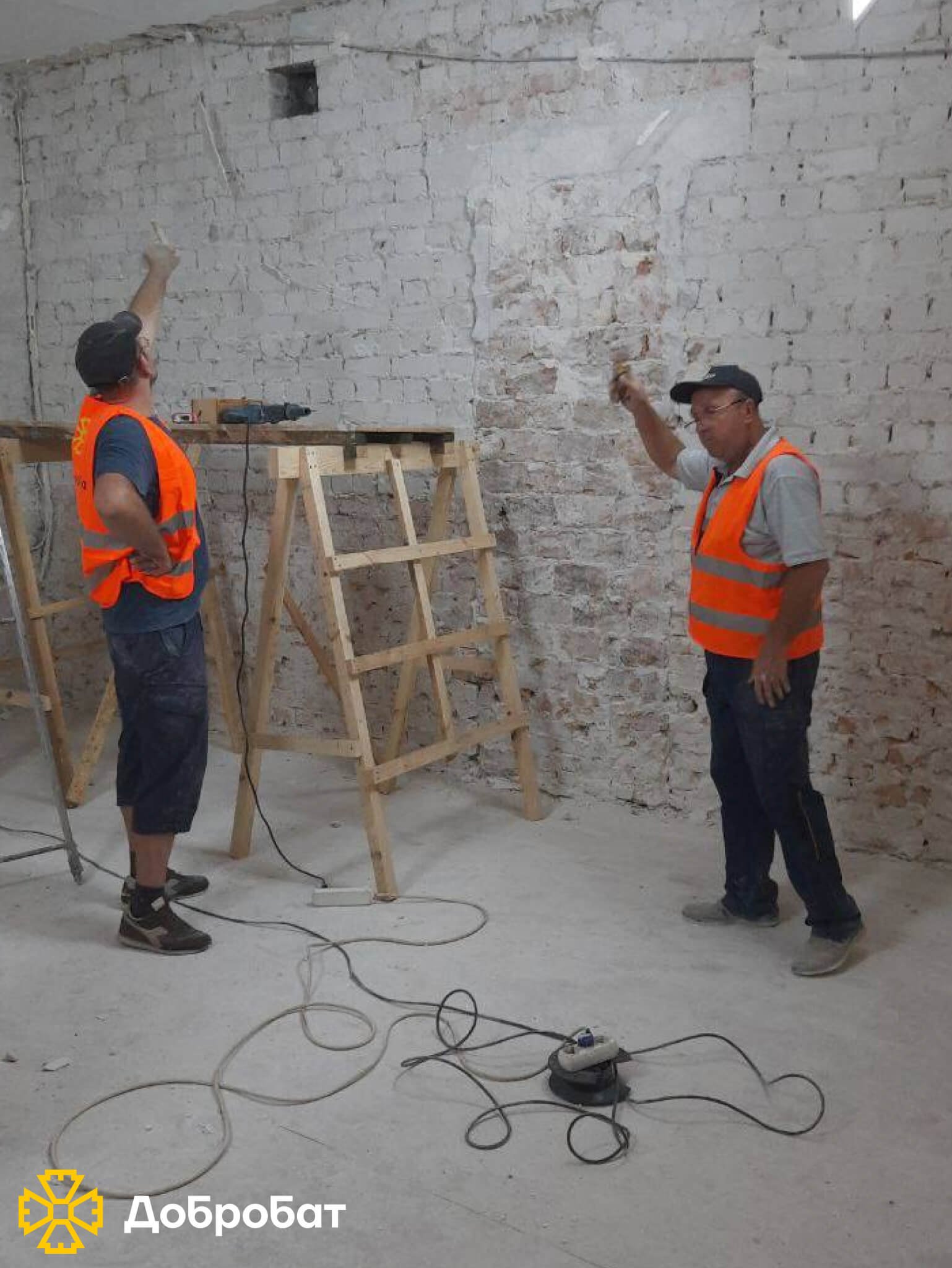 Провели Міжнародний форум RE:UKRAINE, обговорили стратегії відбудови та продовжили нагальне відновлення країни: «Добробат» звітує про тиждень, що минув