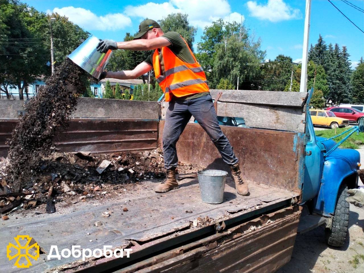 «Добробат» у дії: звітуємо про тиждень відбудови та допомоги після ворожих обстрілів