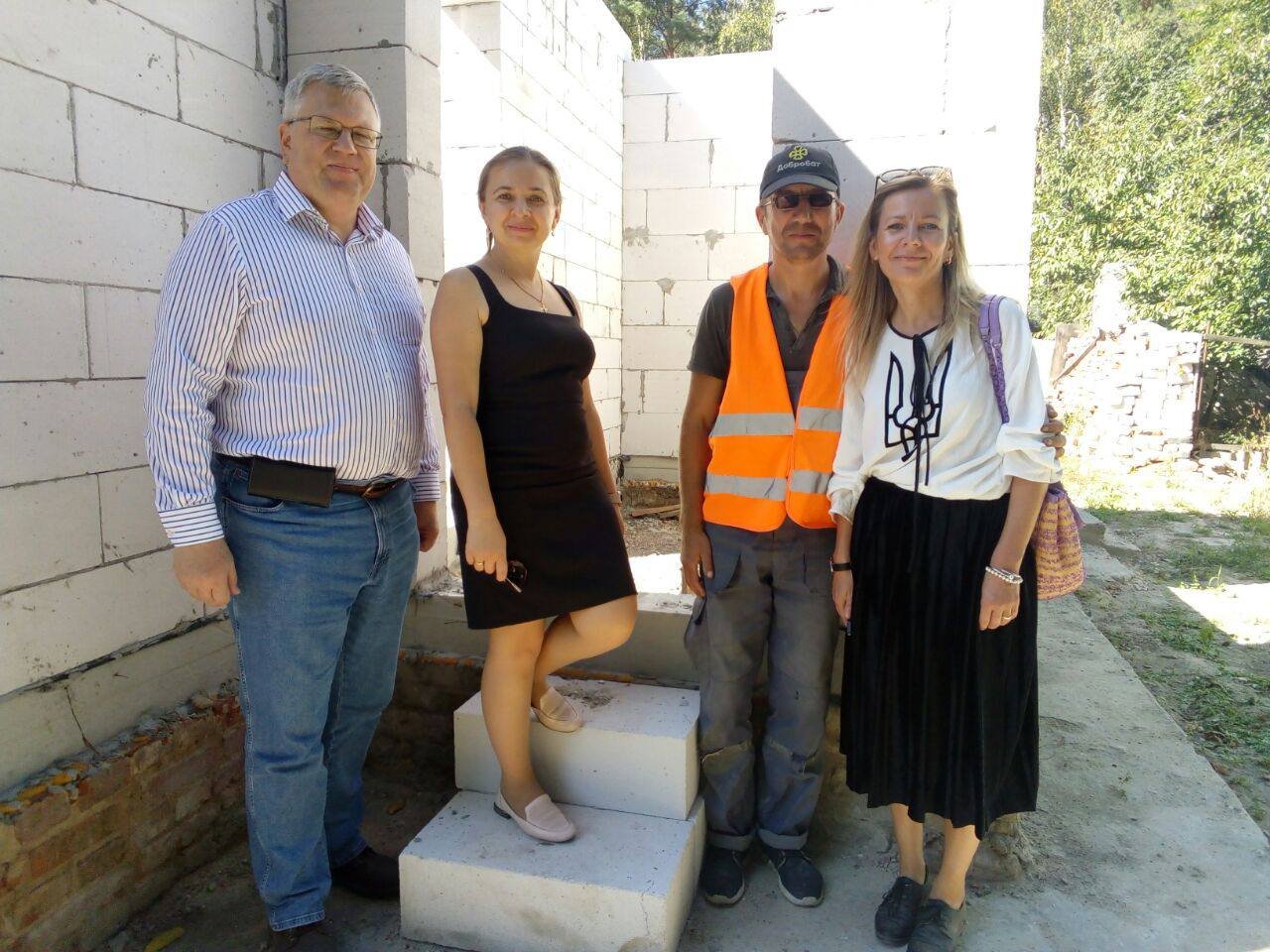 Латвійський посол оцінив роботу «Добробату» в Ягідному