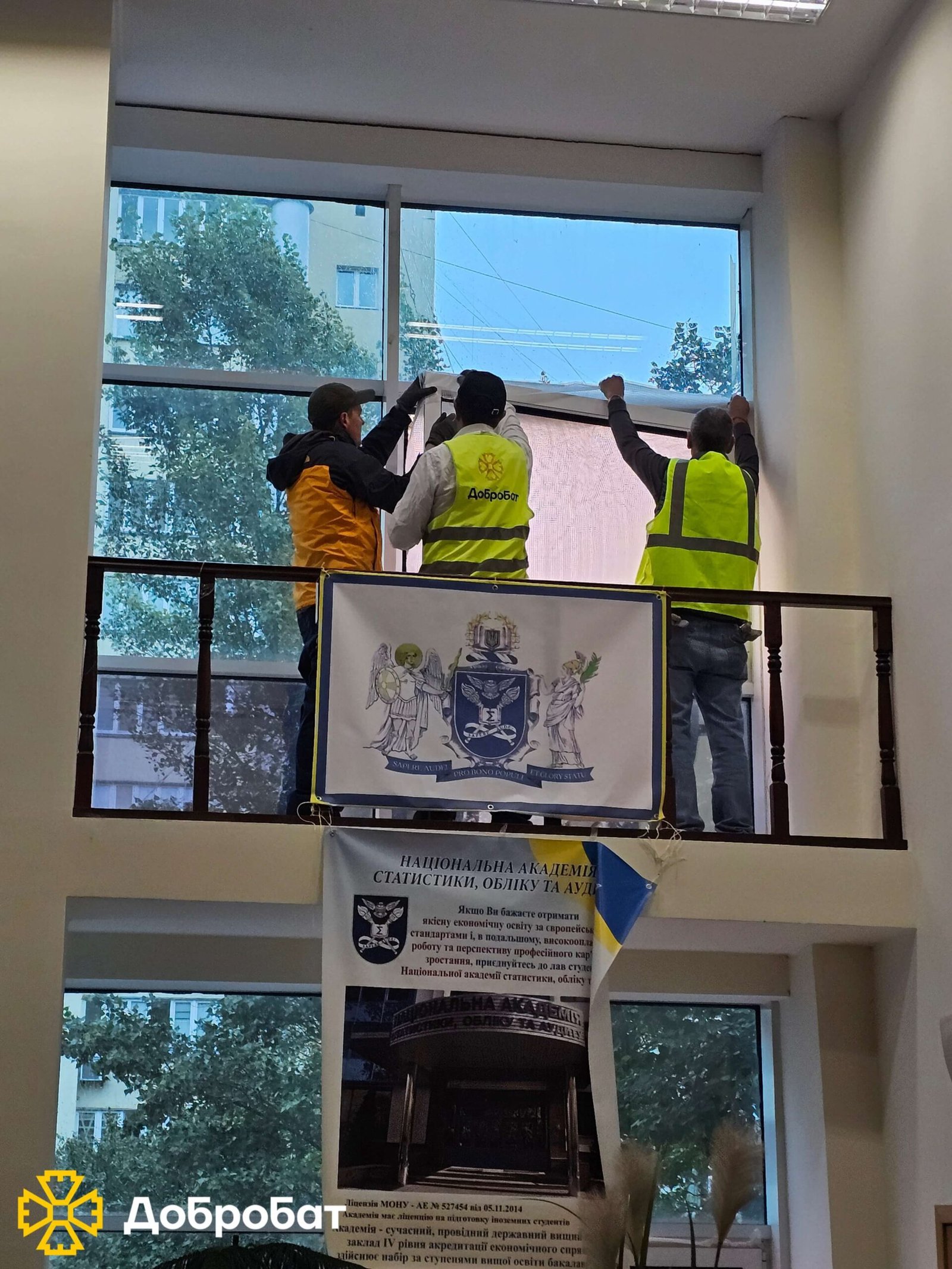 Понад 140 добровольців взяли участь у відновлювальних роботах минулого тижня: «Добробат» звітує про тиждень відбудови