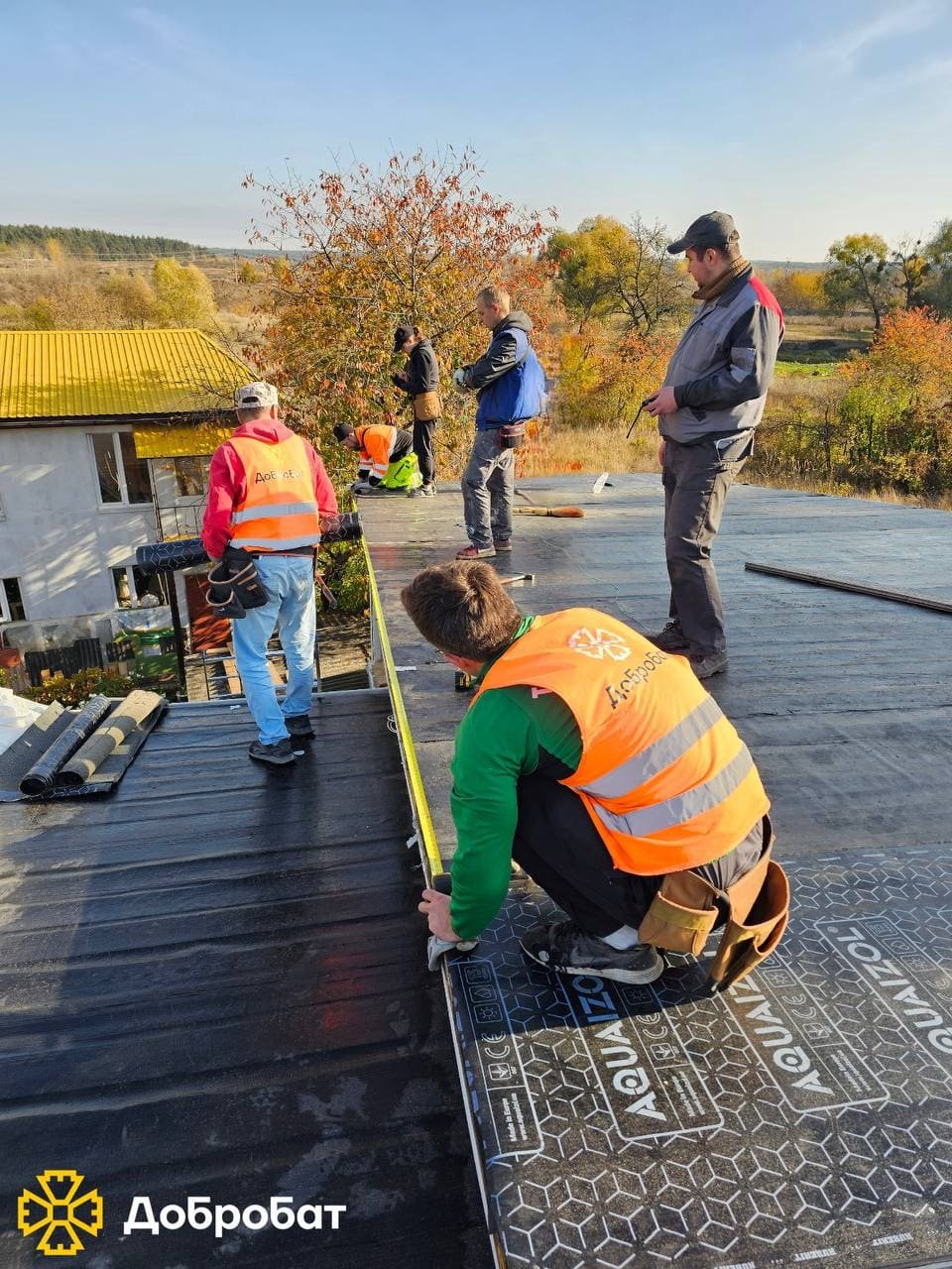 Близько 230 волонтерів «Добробату» допомагали з нагальною відбудовою у шести регіонах країни: звітуємо, про тиждень, що минув