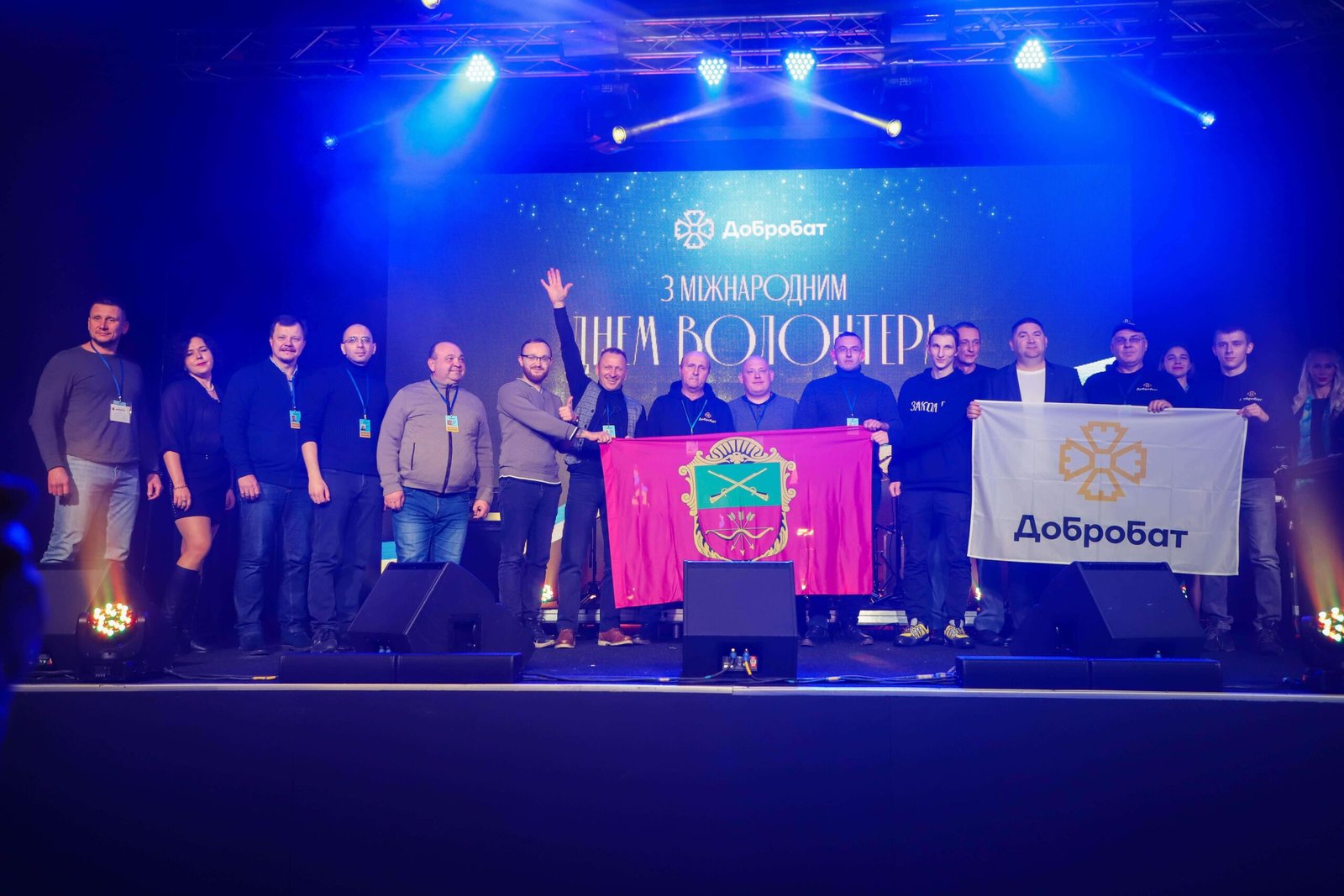 Вітаємо з Днем волонтера та звітуємо про тиждень відбудови, що минув