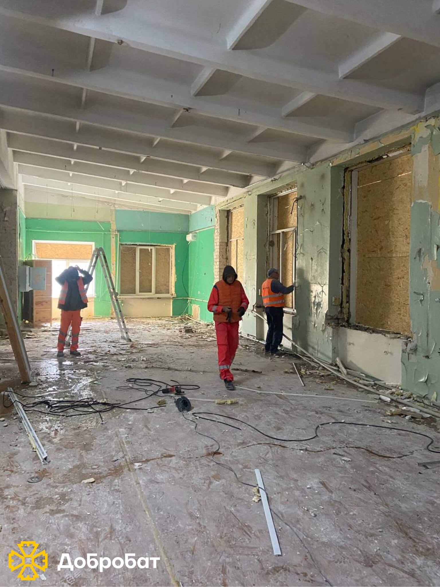 Вітаємо з Днем волонтера та звітуємо про тиждень відбудови, що минув