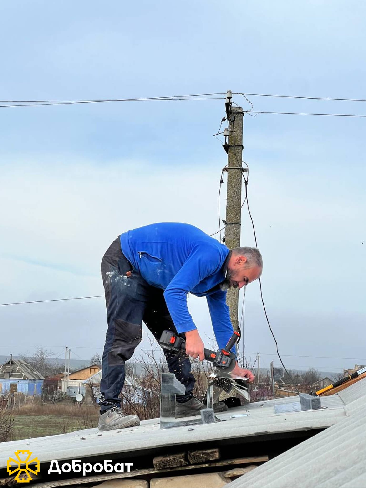 Вітаємо з Днем волонтера та звітуємо про тиждень відбудови, що минув