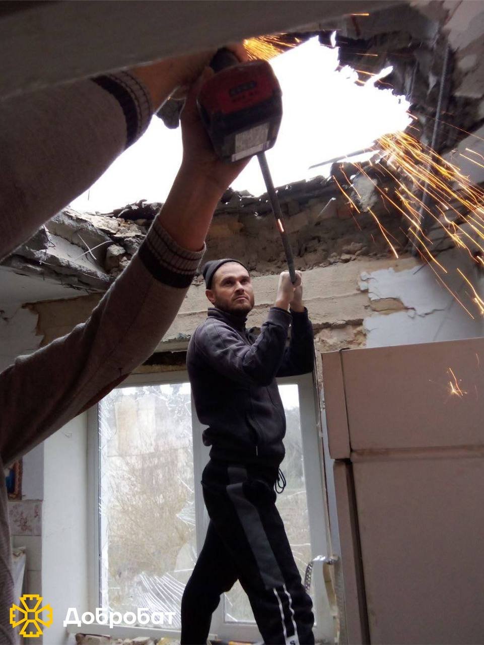 Ліквідовували наслідки руйнувань та розчищали завали: «Добробат» про допомогу у період новорічний свят