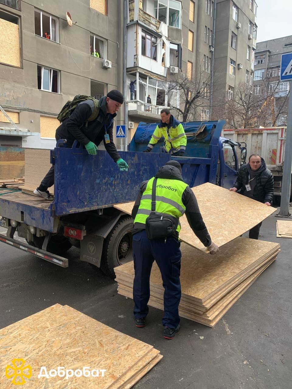 Ліквідовували наслідки руйнувань та розчищали завали: «Добробат» про допомогу у період новорічний свят