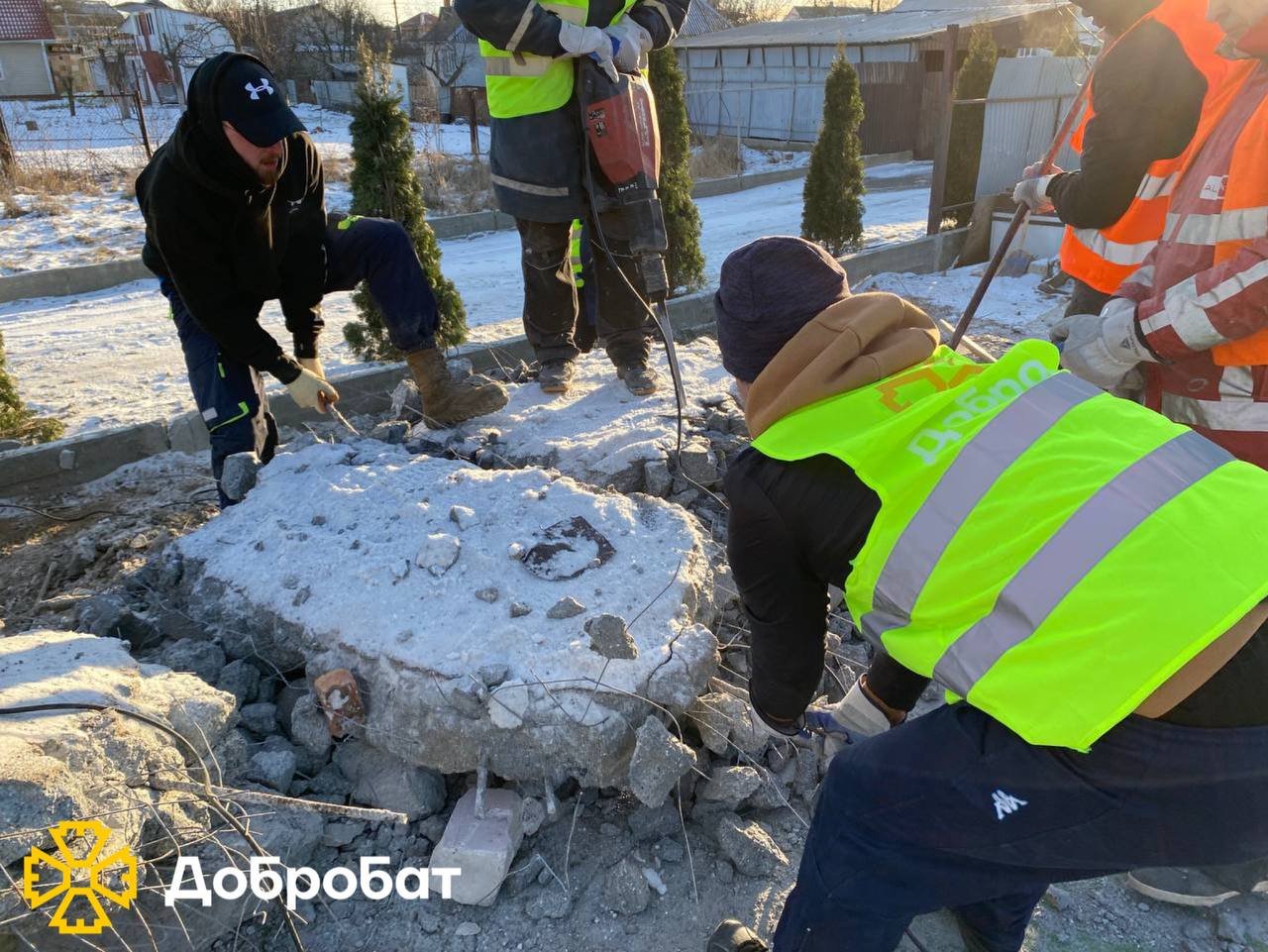 Сніг та морози не лякають волонтерів: звітуємо про допомогу «Добробату» за тиждень, що минув