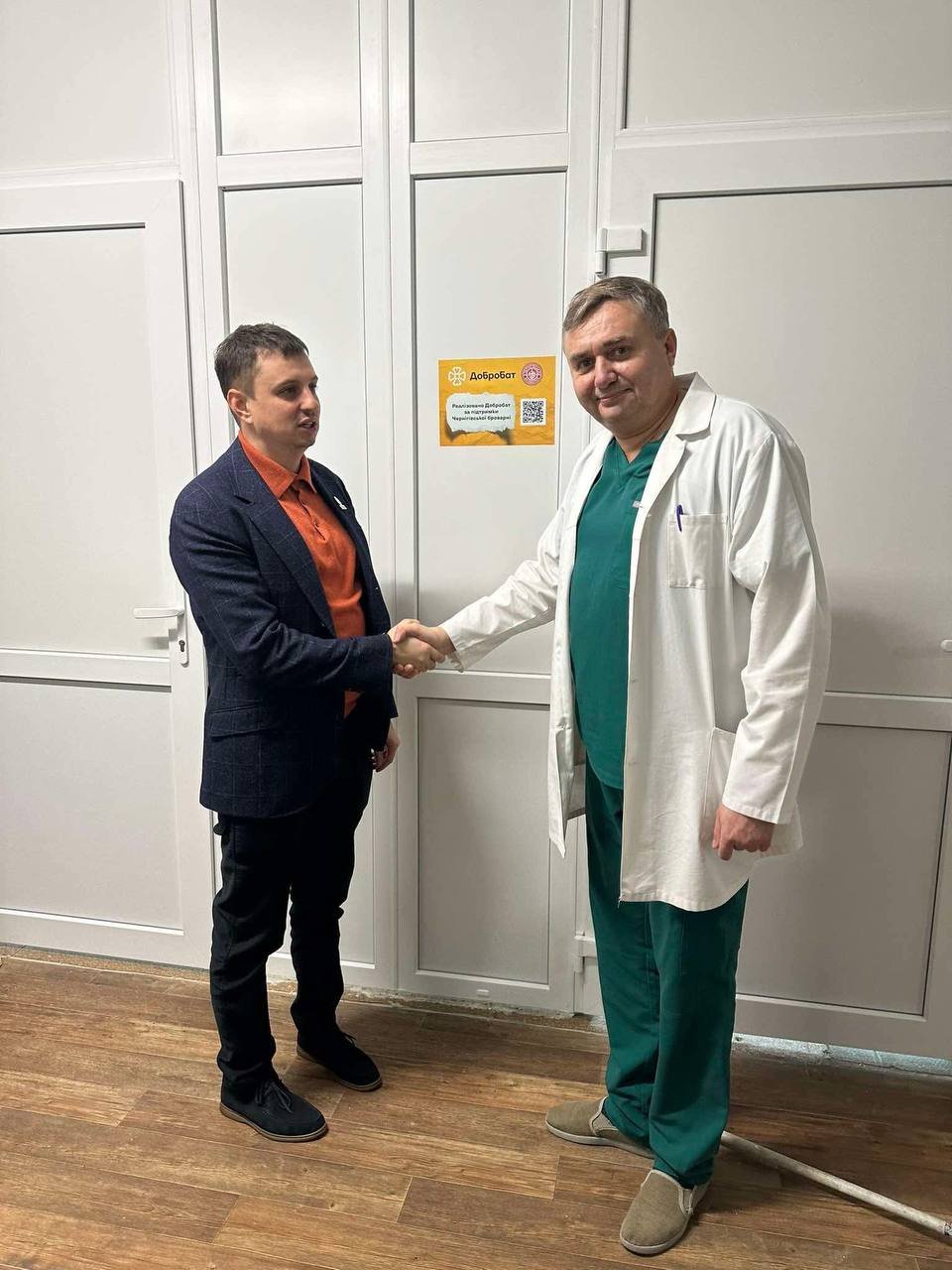 Допомога, яка рятує: Чернігівська ЦРЛ отримала дві нові палати завдяки волонтерам Добробату