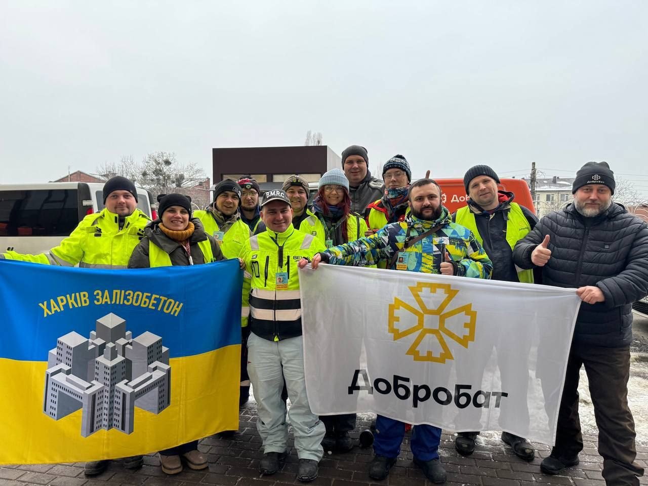 Пішов четвертий рік великої війни, та відбудова не припиняється. Минулого тижня волонтери Добробату продовжили працювати, крок за кроком відновлюючи нашу країну.