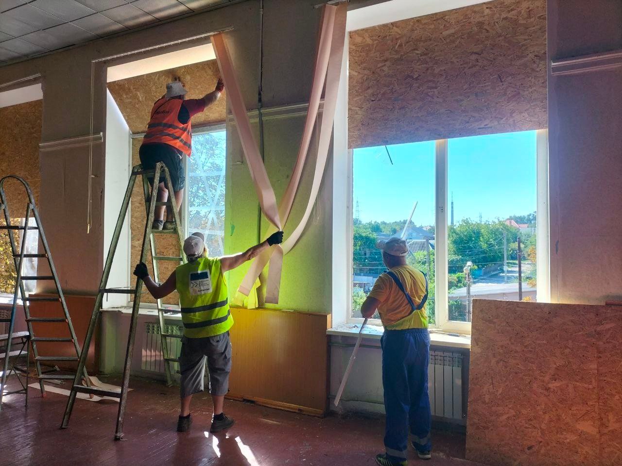 Волонтери Добробату не зупиняються: ще один тиждень праці для відновлення громад