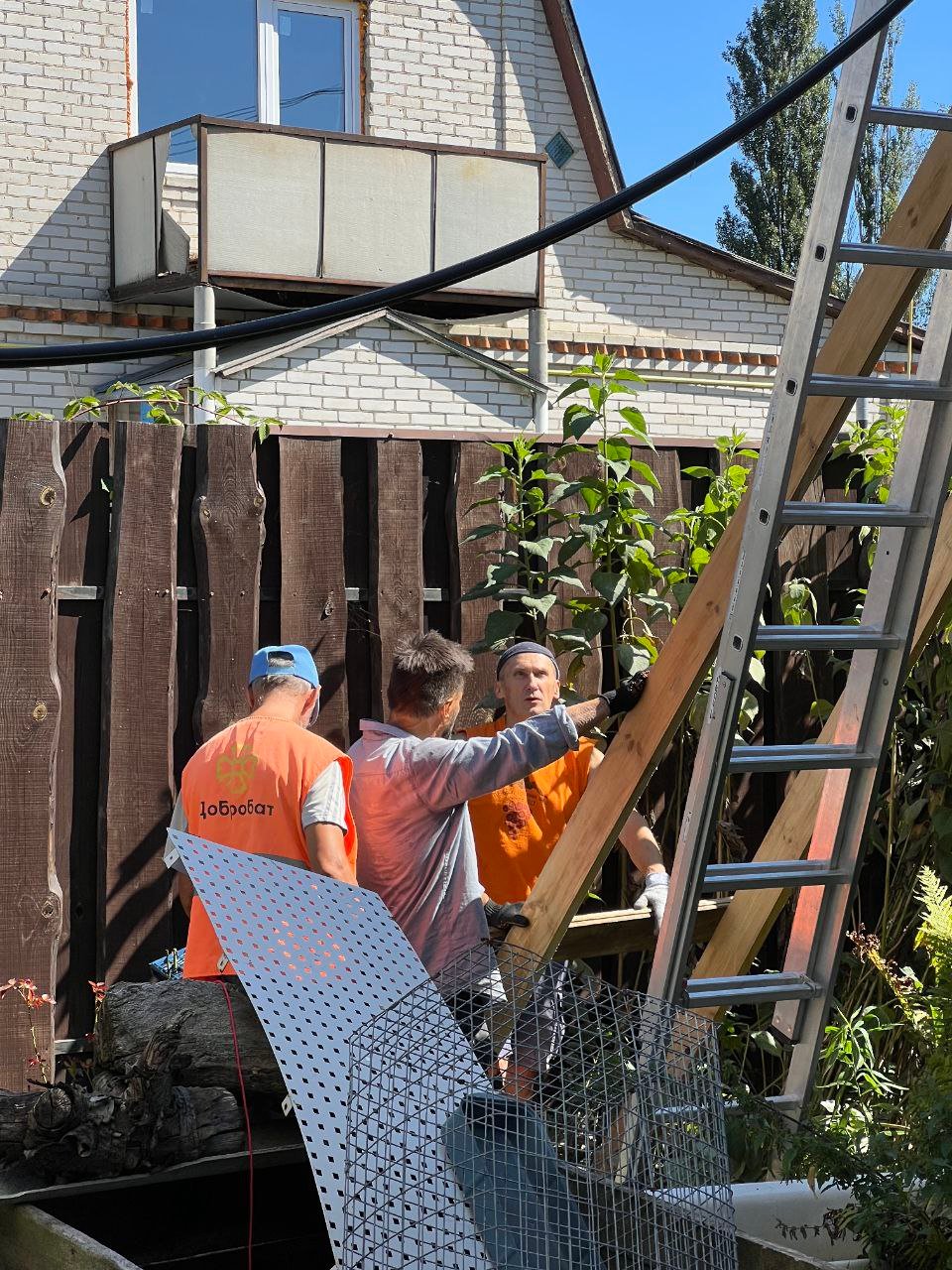 Робота не зупиняється: Добробат допомагає громадам по всій країні