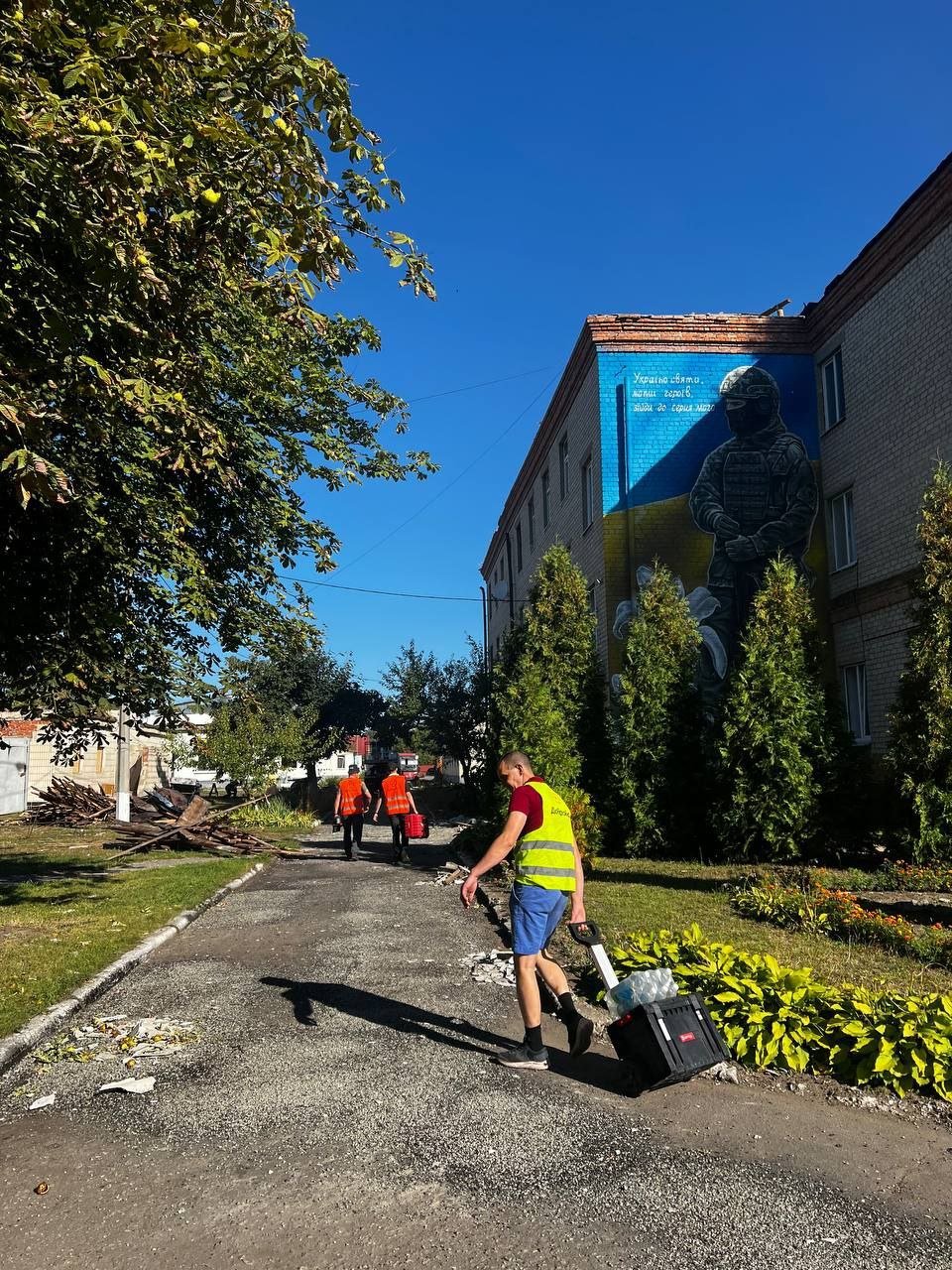 Робота не зупиняється: Добробат допомагає громадам по всій країні