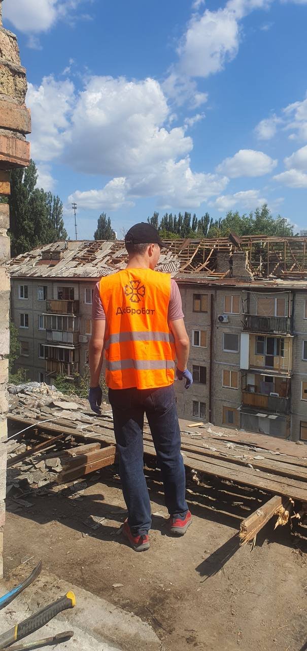 Країна відновлюється: тиждень Добробату на місцях атак