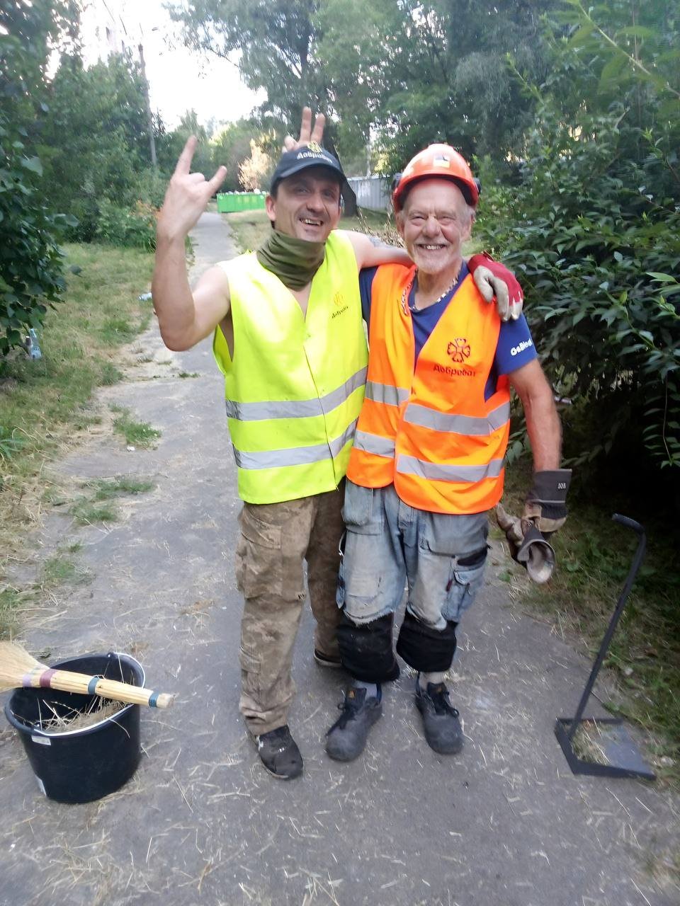 Відновлення інфраструктури та допомога постраждалим: Підсумки тижня «Добробату»