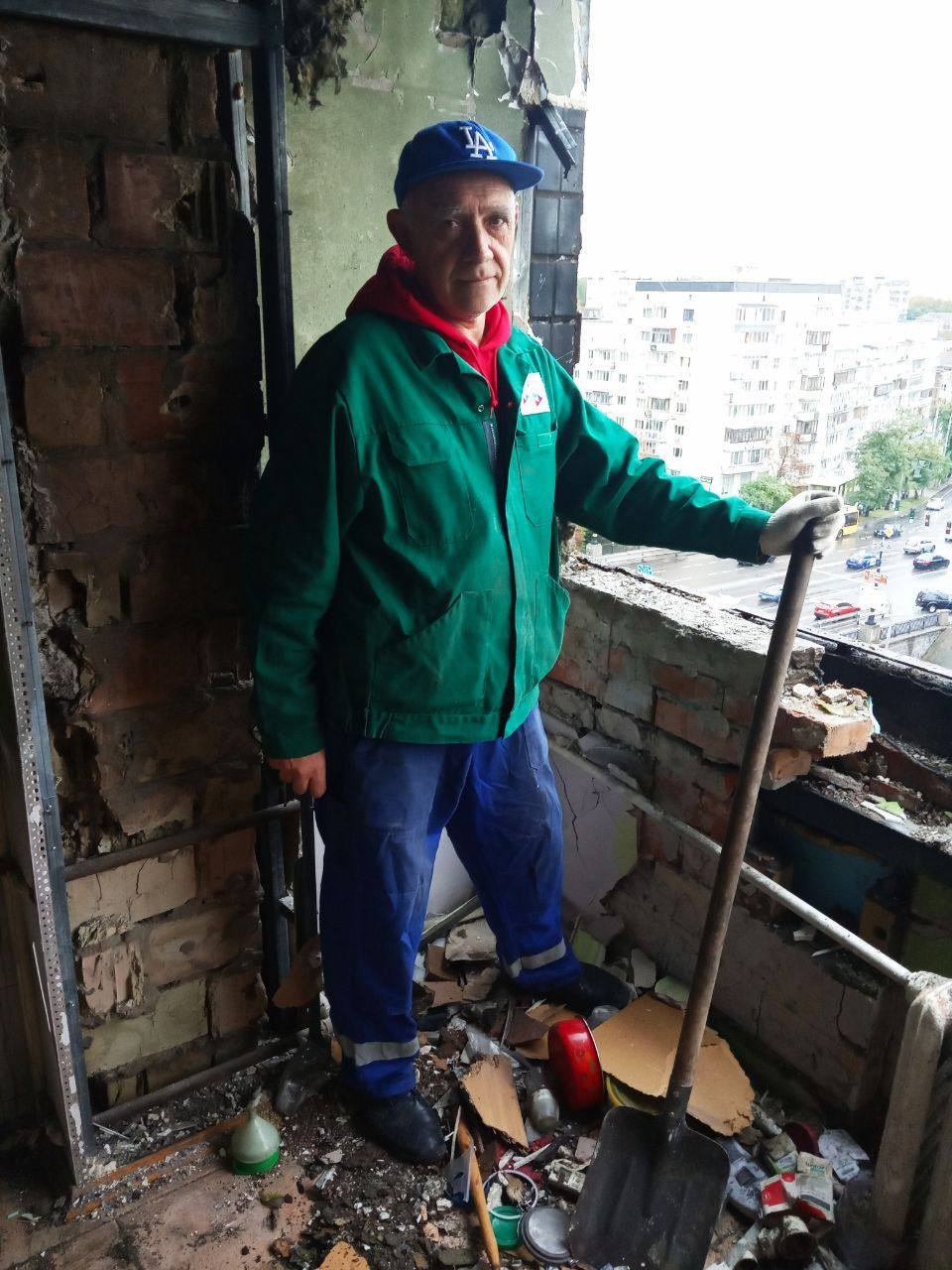 Київ тримається завдяки людям: спільна робота волонтерів і комунальних служб на Печерську