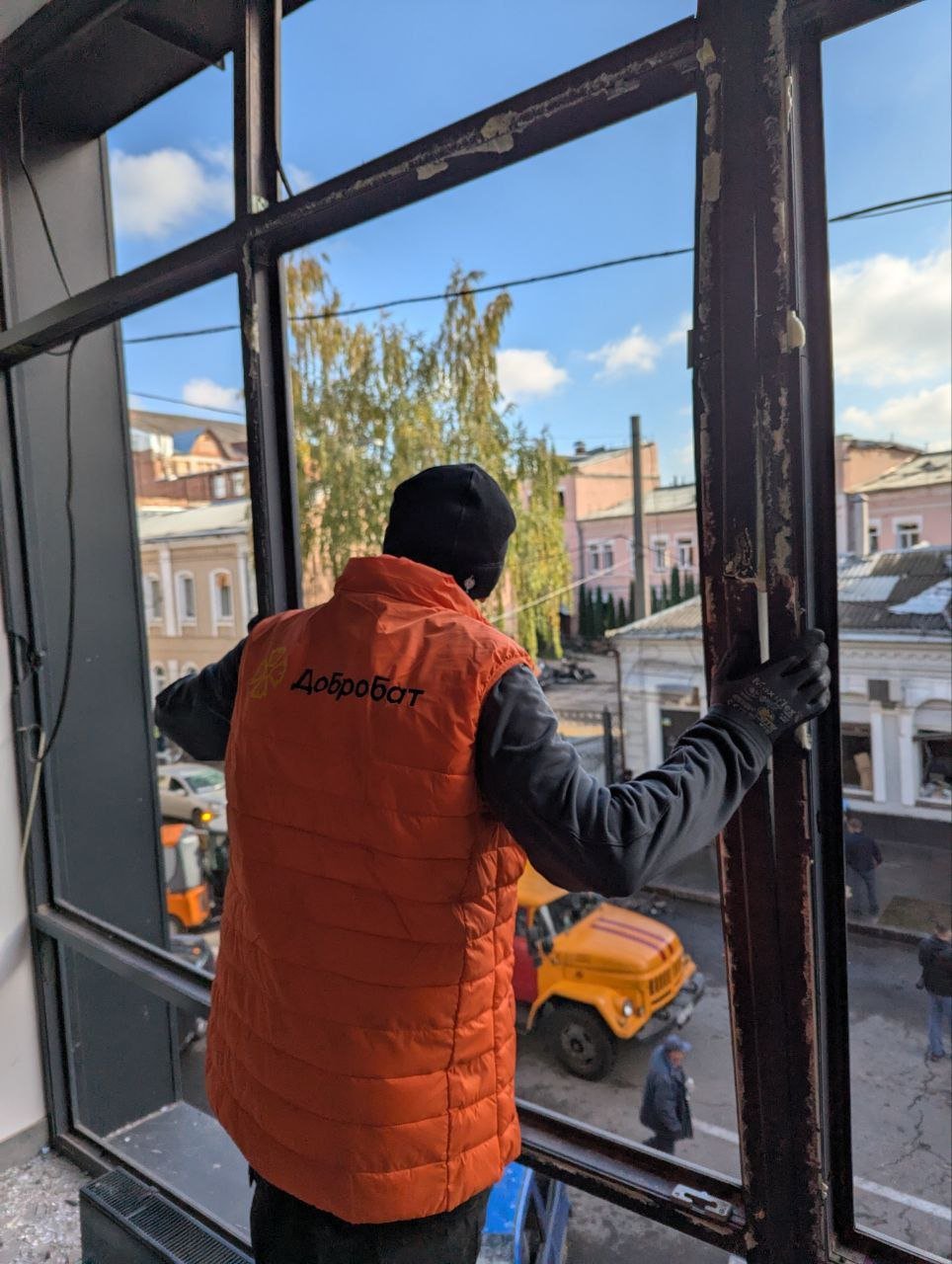 Добробат допомагає Харкову оговтатись після масованої атаки росіян